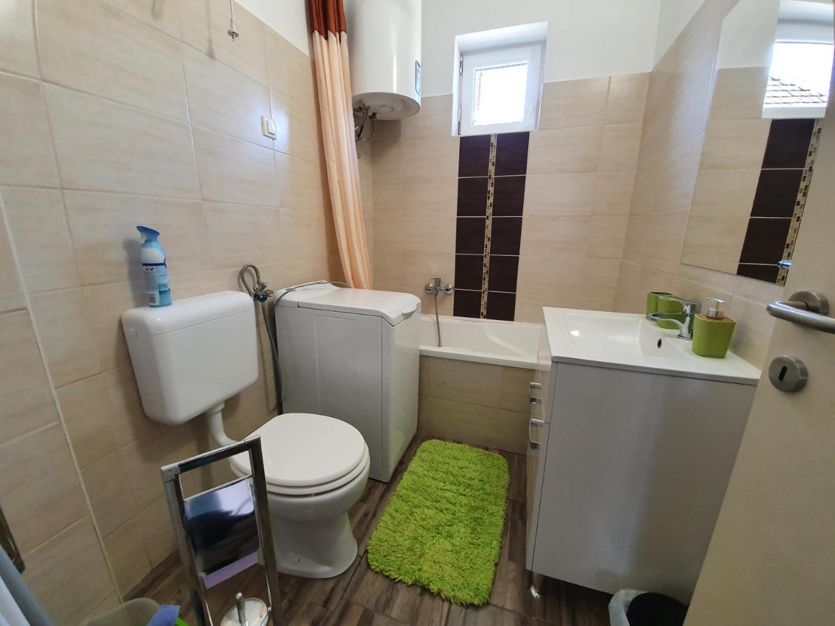 Flamingo Apartment Sárvár Екстериор снимка